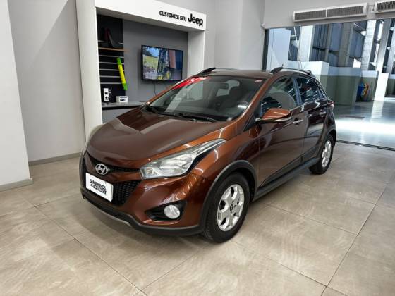 HYUNDAI HB20X 1.6 16V PREMIUM FLEX 4P AUTOMÁTICO HYUNDAI HB20X 1.6 16V PREMIUM FLEX 4P AUTOMÁTICO